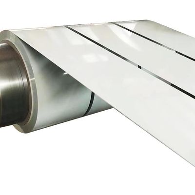 Il colore laminato a caldo di DX51D il ferro della bobina PPGI della lamiera rivestita resistente alla corrosione